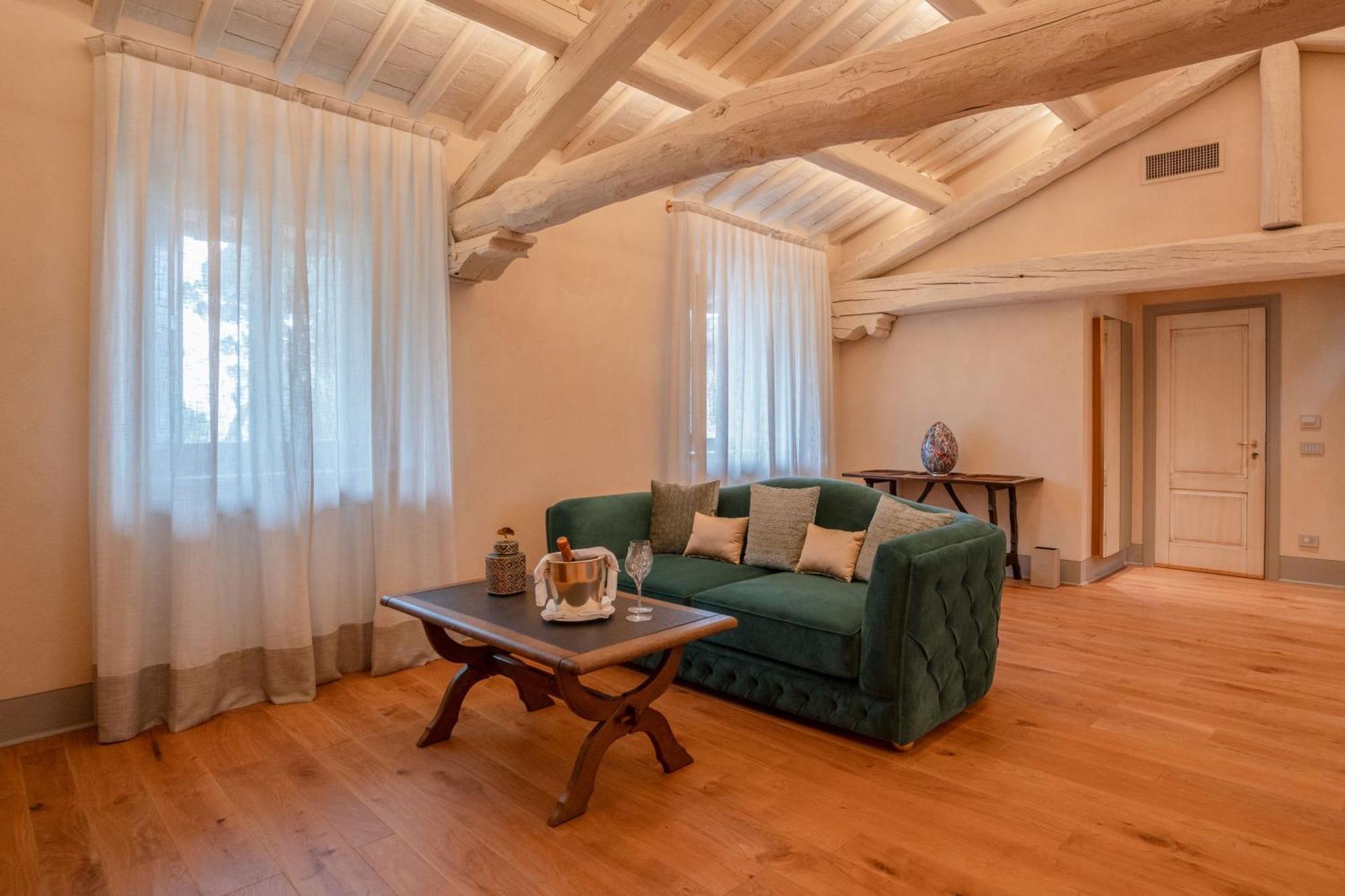 La Monastica Resort & Spa Борго-а-Буджано Экстерьер фото